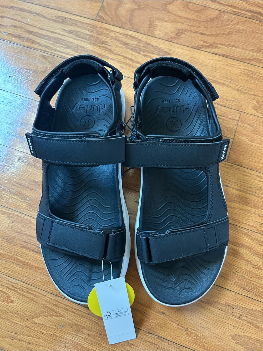 NWT Hurley men’s sandals